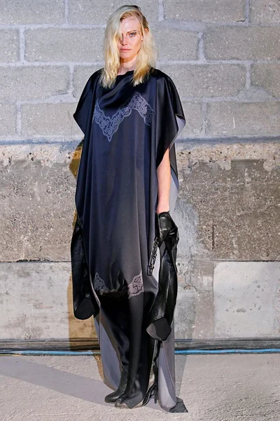 Look 34